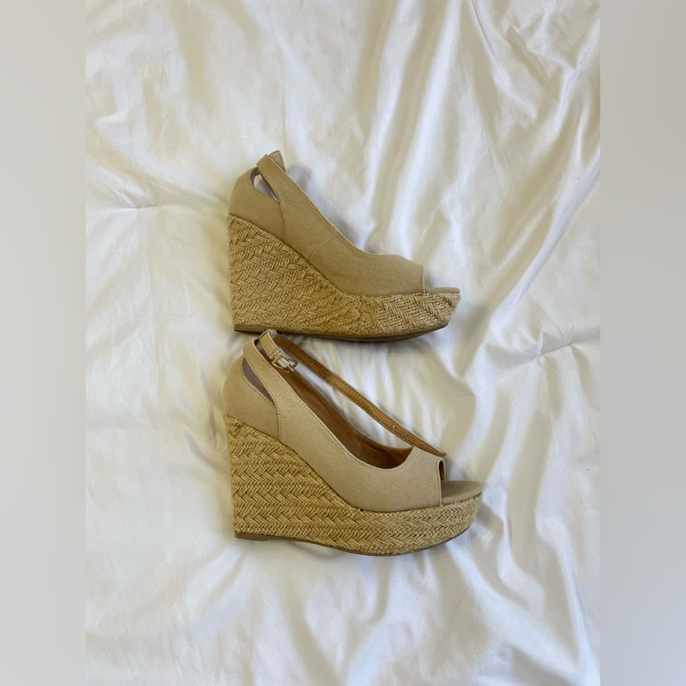 Tan Wedges